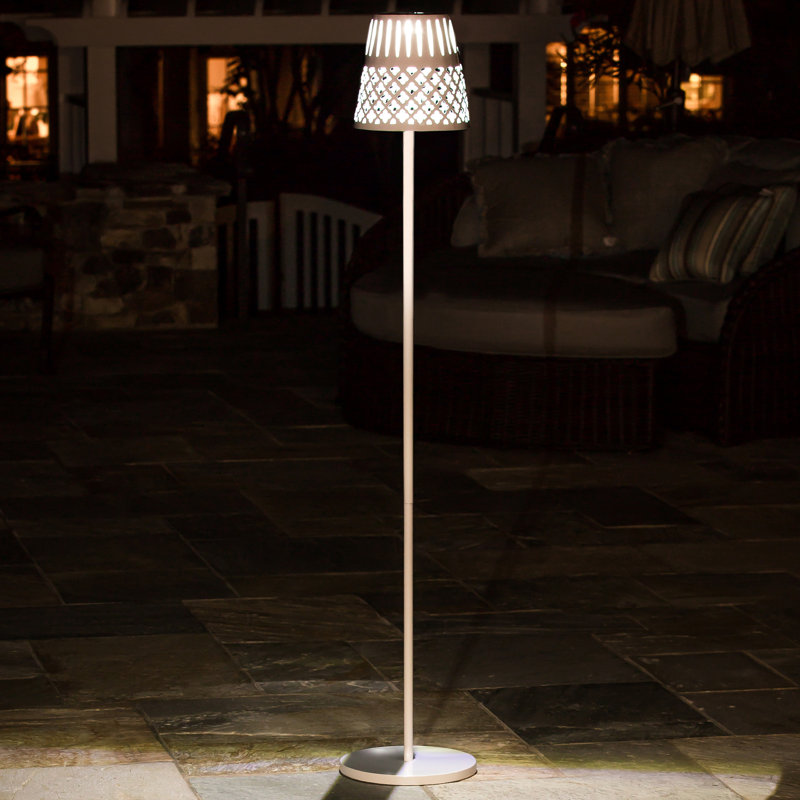 Fresh White Solar Powered Metal Pathway Light