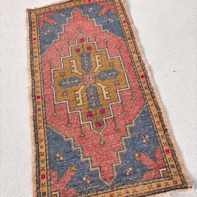 Classic Wool Patchwork Rug, 21.3x39.4 Inches Blue Rug