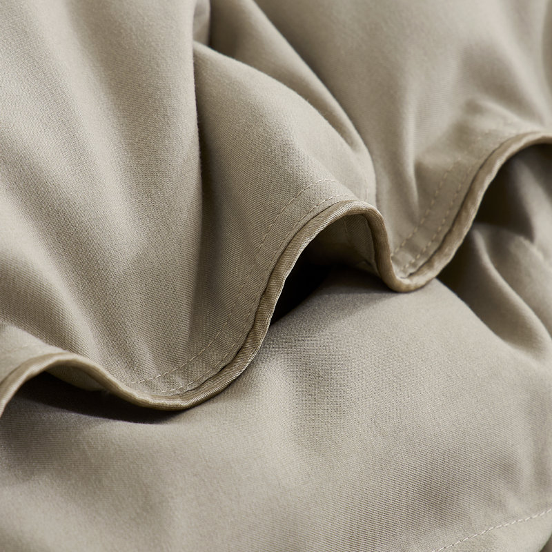 Snorze Cloud Lightweight Coma Inducer Oversized Comforter Set, Oversized Alaskan King  Comforter + 4 King Shams