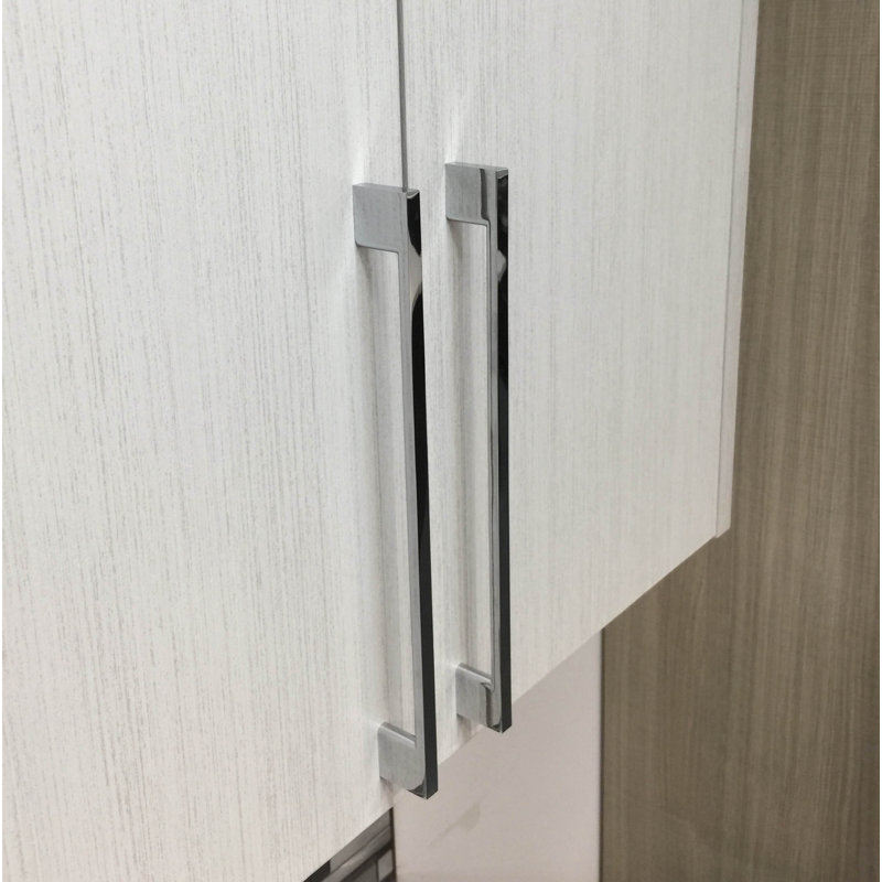 7 9/16" Center to Center Bar Pull, Chrome