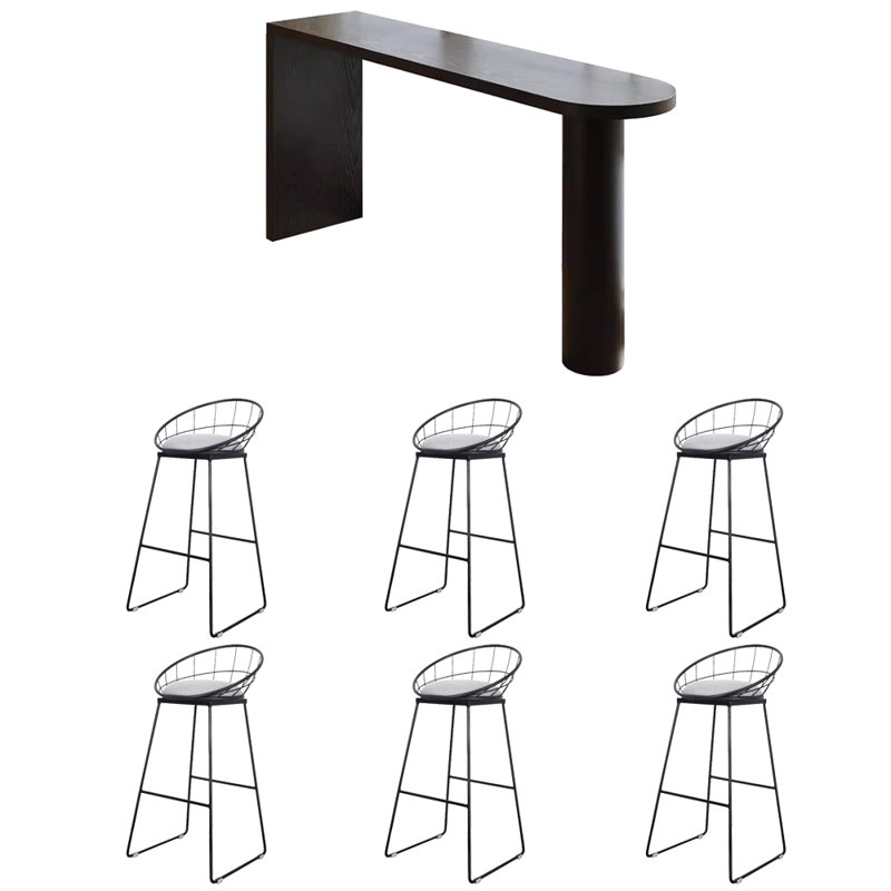 Petite table haute et chaise, H 41,3 po x L 86,6 po x l 17,7 po