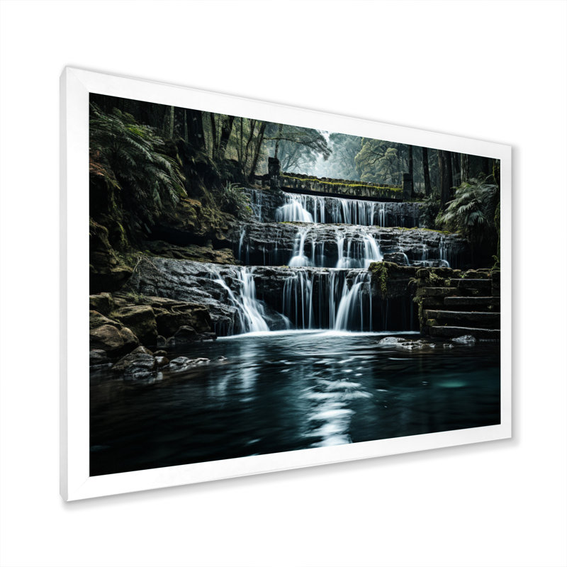 Cascade éternelle I - impression sur toile, H 12 po x l 20 po x P 1 po, Cadre blanc