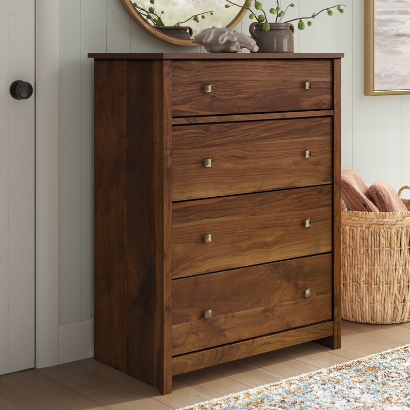 Newquay 4-Drawer Dresser Chest in Grand Walnut, Grand Walnut