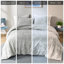 Édredon double / grand gris avec velours écrasé élégant et détails pour le lit scintillant