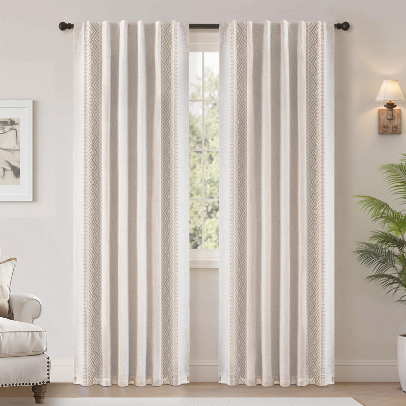 Ensemble de rideaux occultants Boho Linen, Garniture géométrique beige, L 52 po x L 84 po