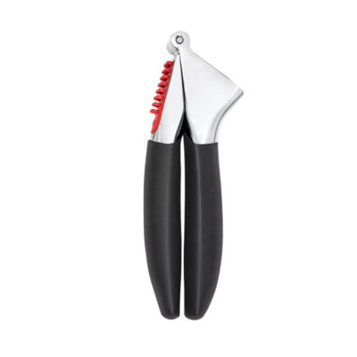 This Heavy-Duty Garlic Press Is Made Of Sturdy Die-Cast Zinc, With A Durable Black Finish, Making Garlic Pressing Effortless And Efficient.