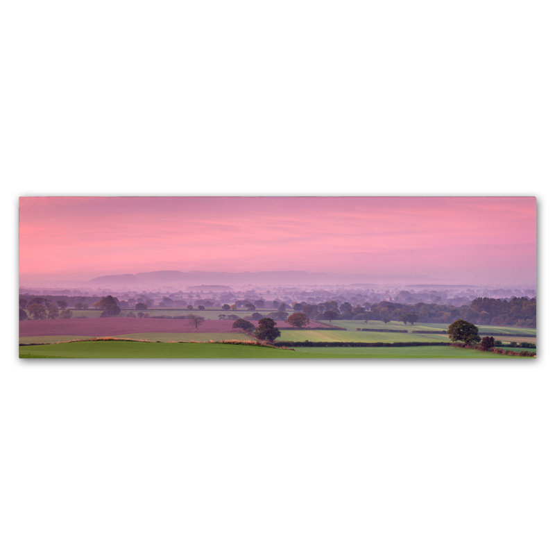 Ann Valley - impression sur toile tendue, H 10 po x l 32 po x P 2 po