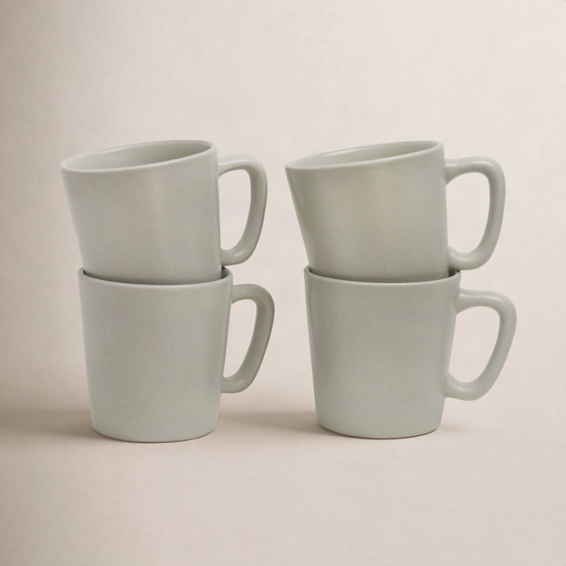 Eitan Mug, Pita
