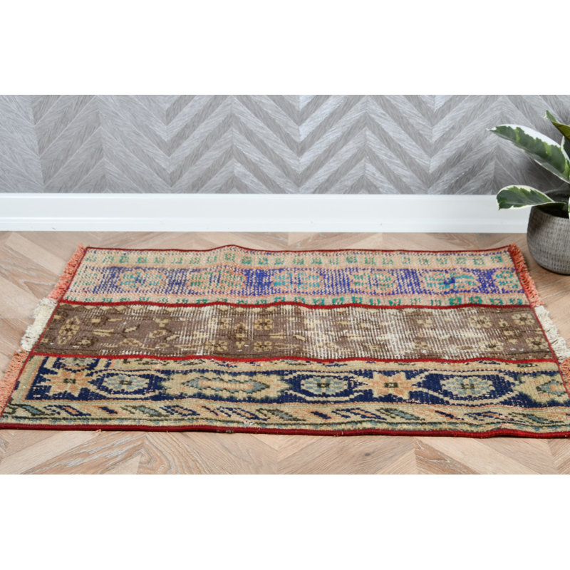 Tapis Oushak rétro bleu à patchwork idéal pour la cuisine ou comme petit tapis d'entrée