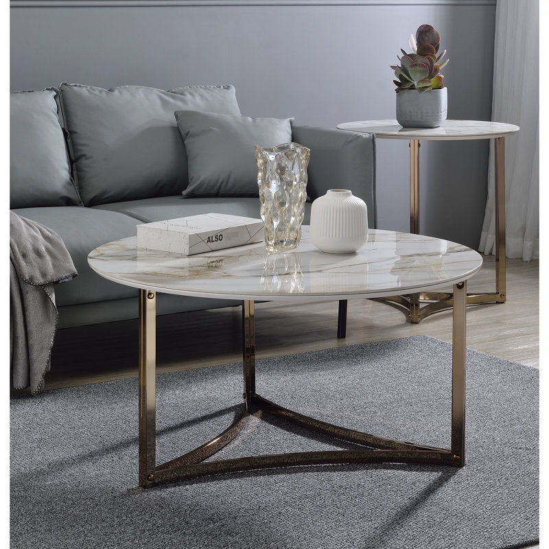 Table basse en pierre frittée avec un magnifique motif champagne