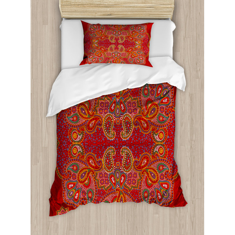 Mandala Modern & Contemporary Satin Paisley Duvet Cover, Twin