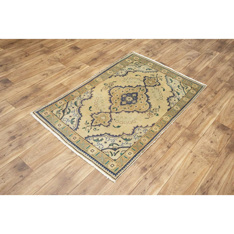 Tapis oriental tribal en laine noué à la main 3 pi 1 po x 4 pi 9 po