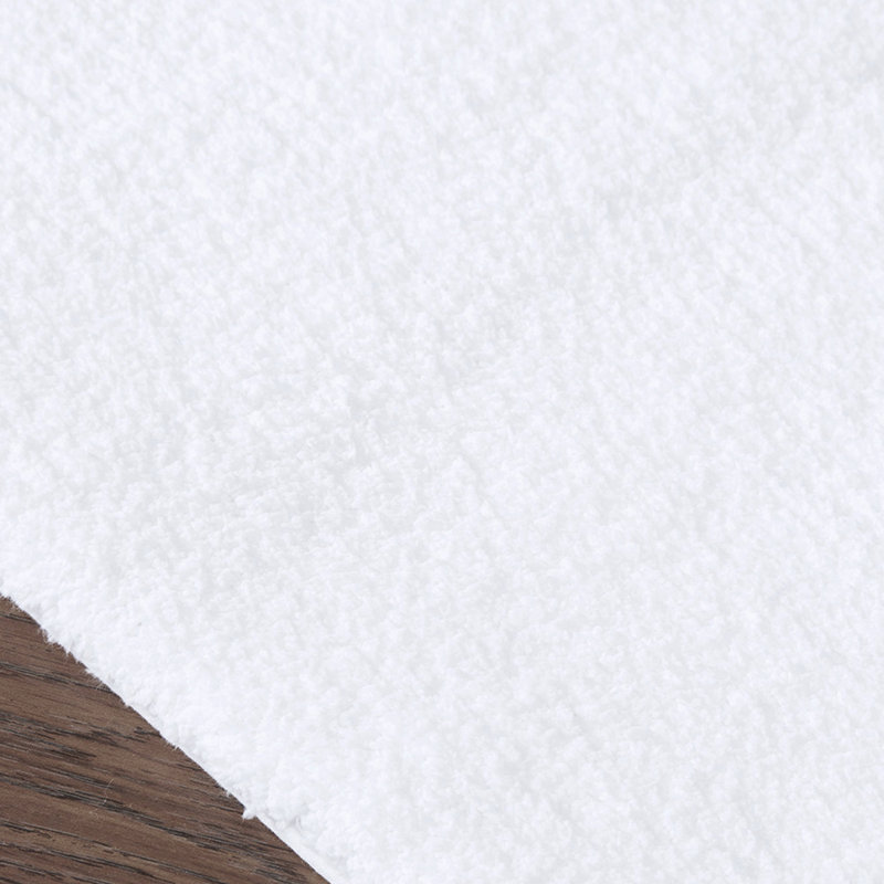 Tapis pour salle de bain Wynnfield, L 20 po x L 24 po, Blanc