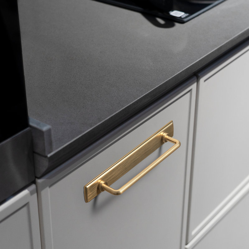 Sleek Bar Pull With Backboard Multipack, 5", Antique Brass