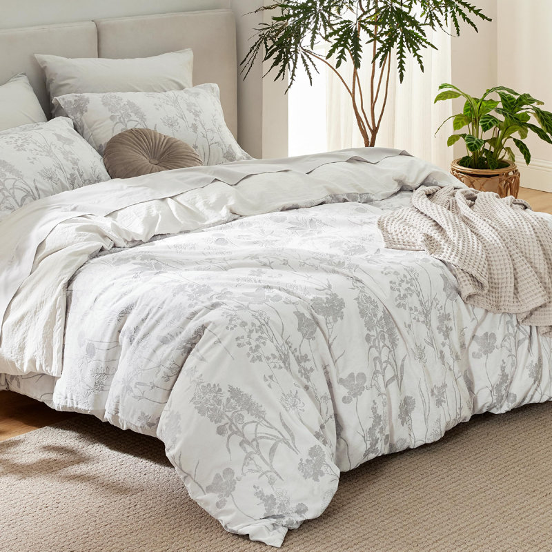 Bedsure Flannel Velvet Duvet Cover, Queen Duvet Cover