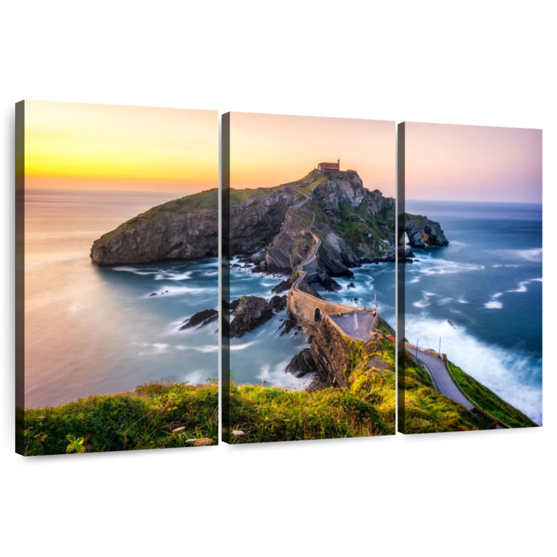 Gillard San Juan De Gaztelugatxe Cliff, H 32 po x l 50 po