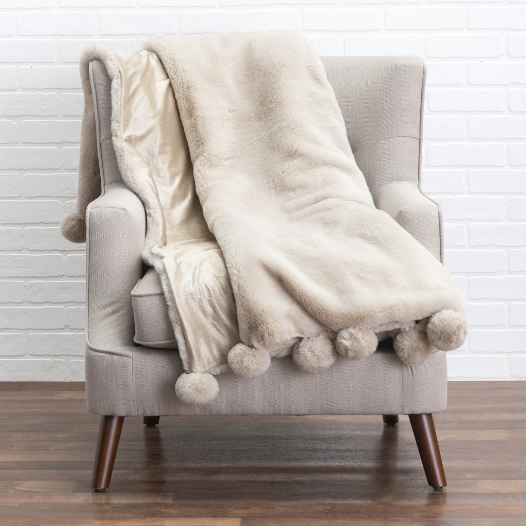 Snow Ivory Faux Fur Throw Cloud9 Design 