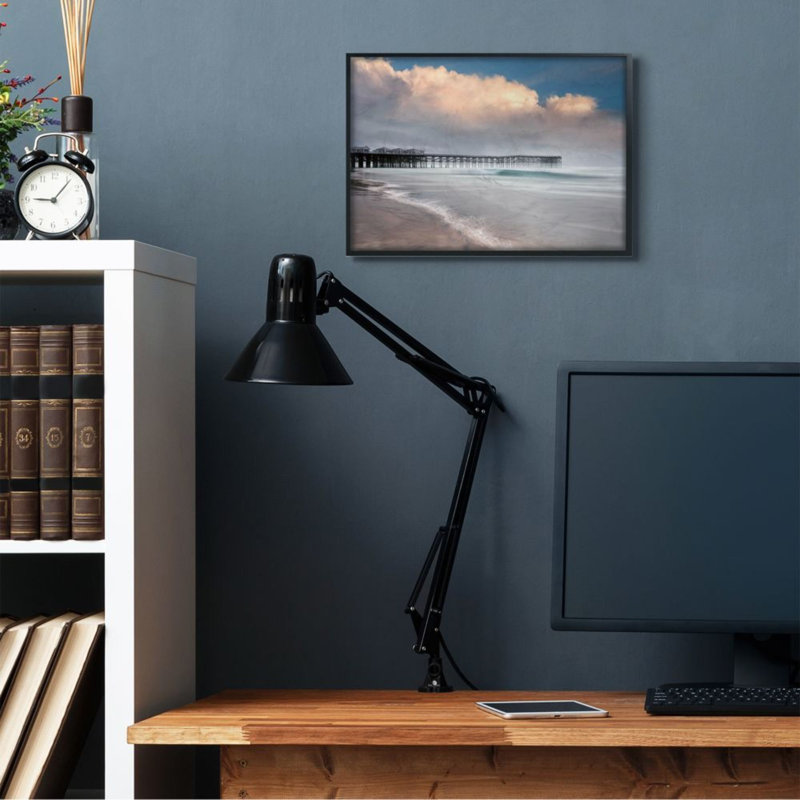 «Beach Wharf, Brouillé, vagues, paysage nautique» par Lee Sie - impression d'art graphique, Giclée encadrée noir minuit