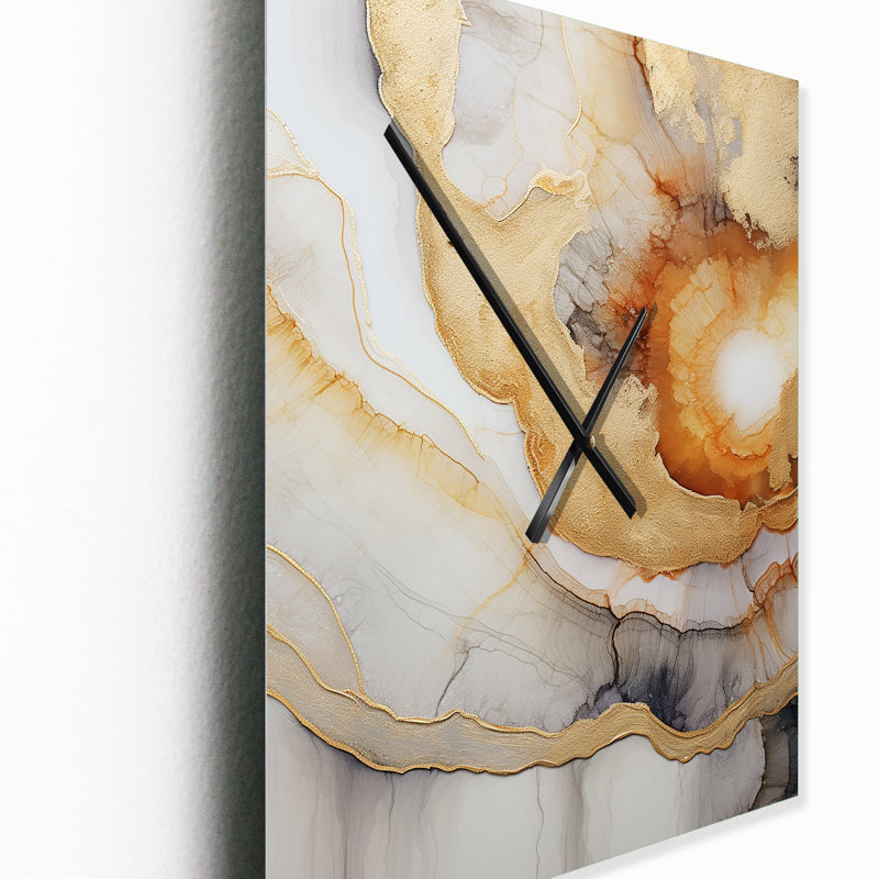 Horloge murale Curenton, Moyen