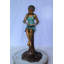 Sculpture bronze, lecture sur souche d'arbre, fille 14 po x 15 po x H 34 po