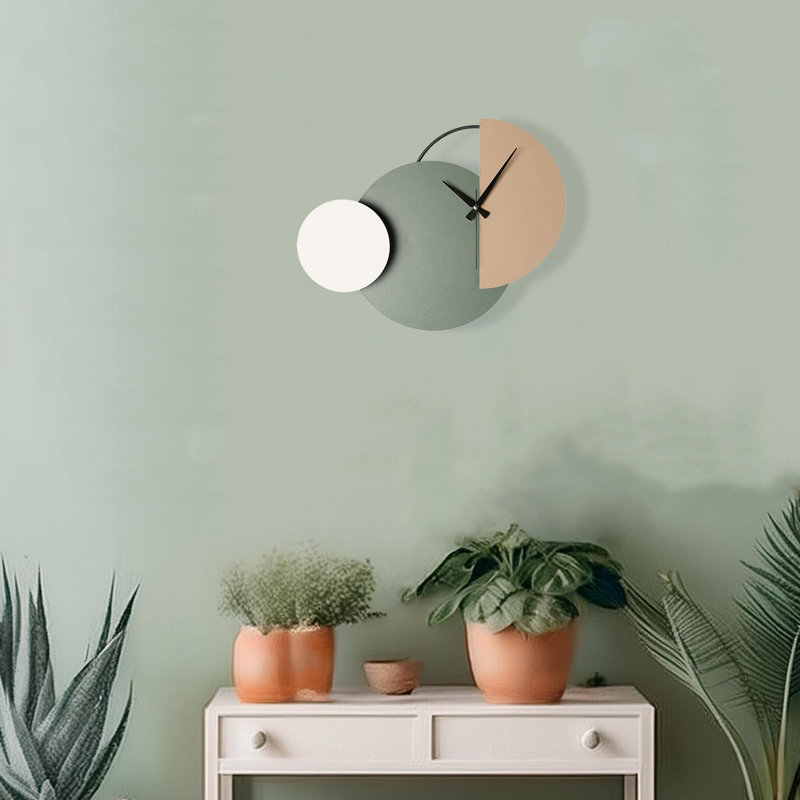 Novelty Round Metal Wall Clock