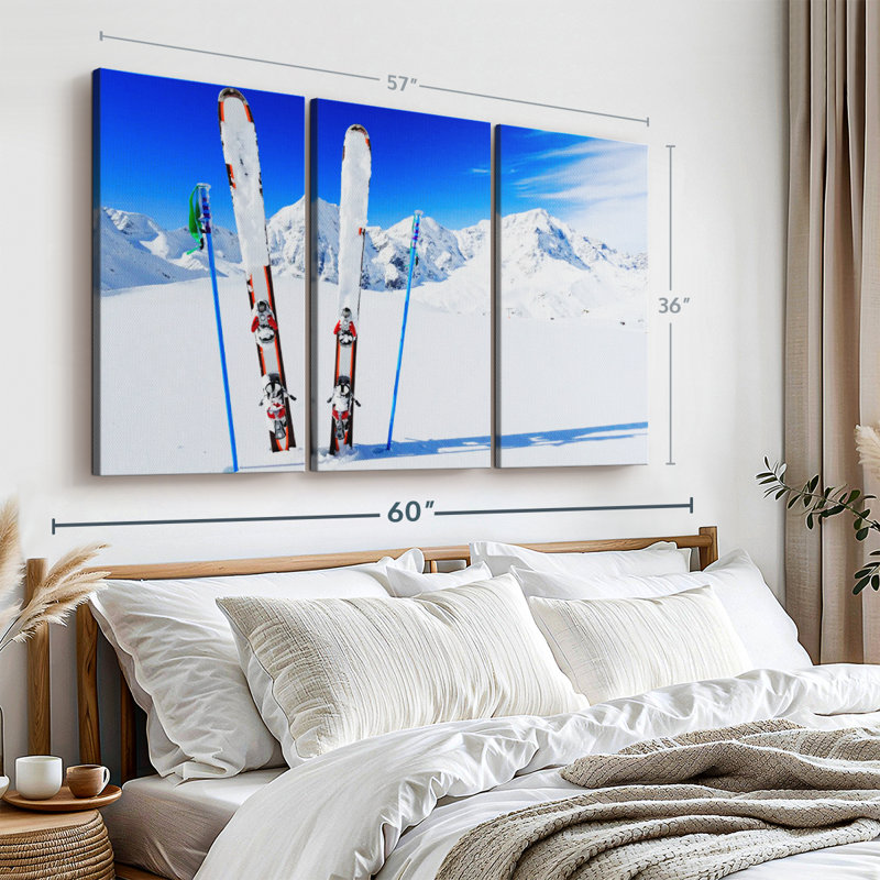 «Équipement de ski», 3 pièces sur toile, H 36 po x l 57 po x P 1,25 po