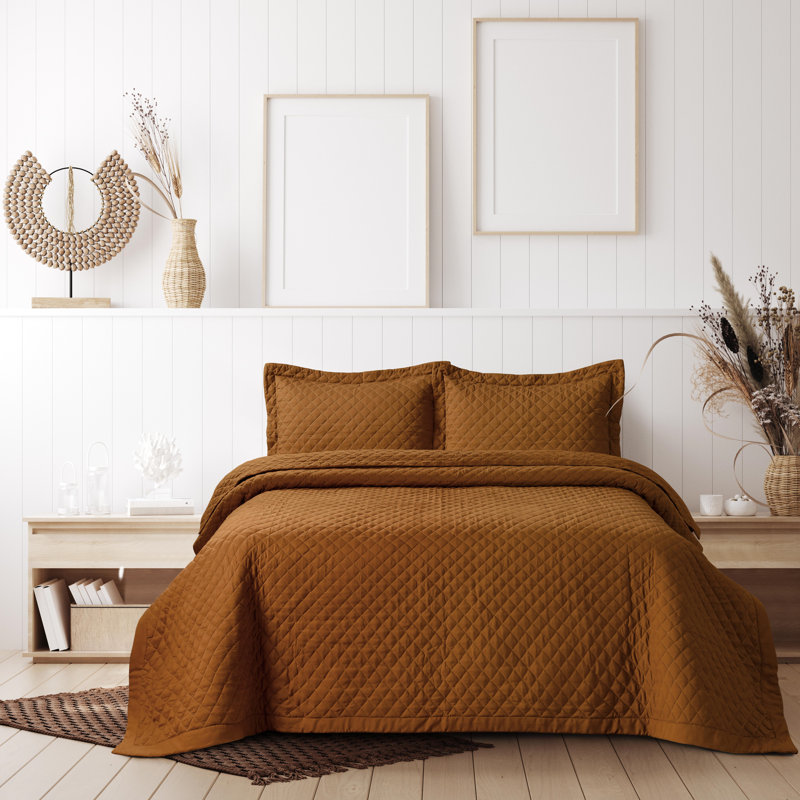 Brisbane Modern & Contemporary Polyester Geometric Shapes Quilt, Twin Quilt + 1 Standard Sharm, Camel