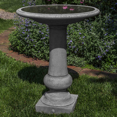 Bain d'oiseaux Aitkin Garden