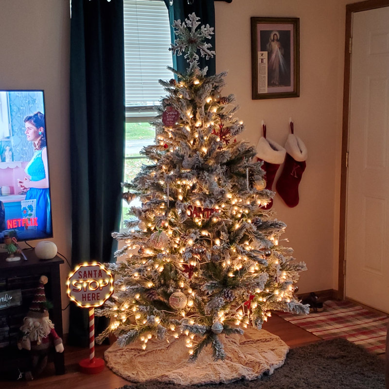 Medium Flocked Angel Pine Artificial Christmas Tree - Unlit, H 6 pi