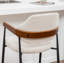 Tabouret de comptoir rembourré avec accoudoirs Devane-123161714