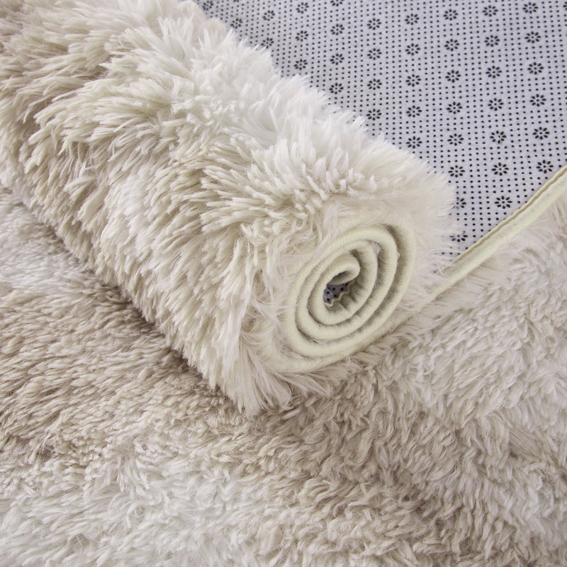 Tapis Tibbits, Rectangle 9 pi x 12 pi