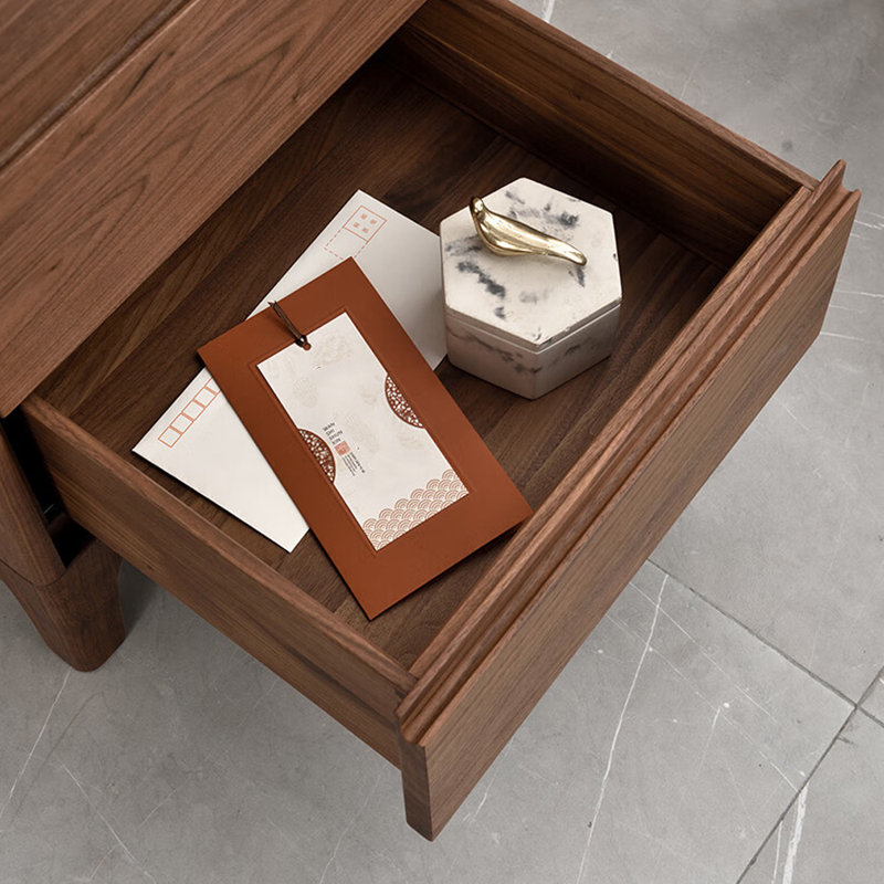 Modern minimalist style solid wood desk, 29.13" H x 47.24" W x 25.59" D