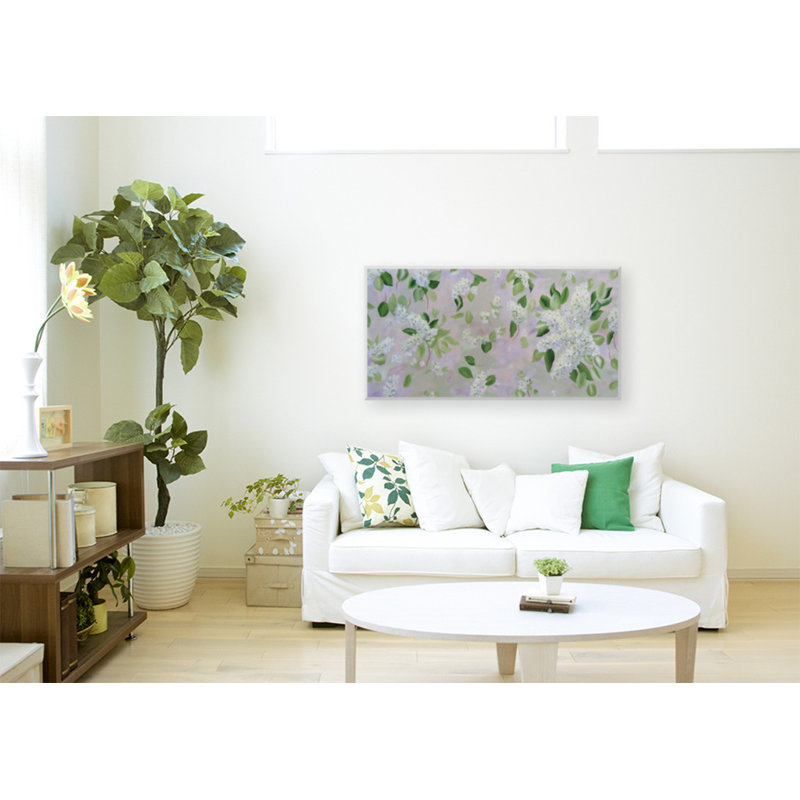 Imprimé de lilas blancs par l'artiste locale Janet Burrows, H 26 po x l 50 po, Cadre doré