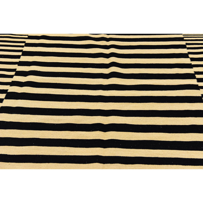 Tapis carré ivoire