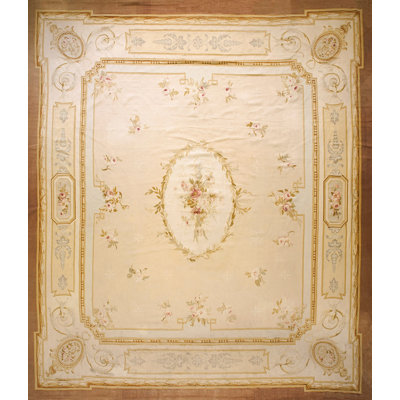 Hand Knotted Wool Oriental Area Rug