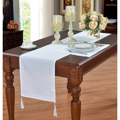 LINEN LOOK Maeva Table Runner