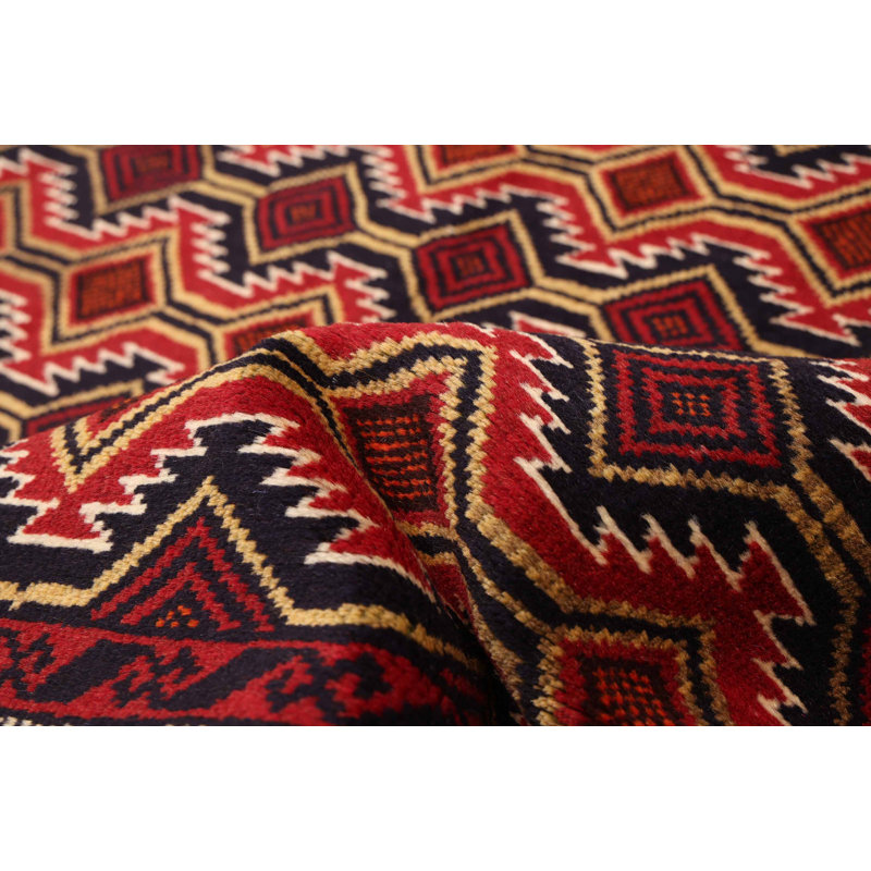 Tapis rouge Teimani 3 pi 5 po x 6 pi 4 po