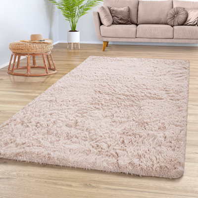 Tapis moderne à poils longs doux et moelleux dans des couleurs unies