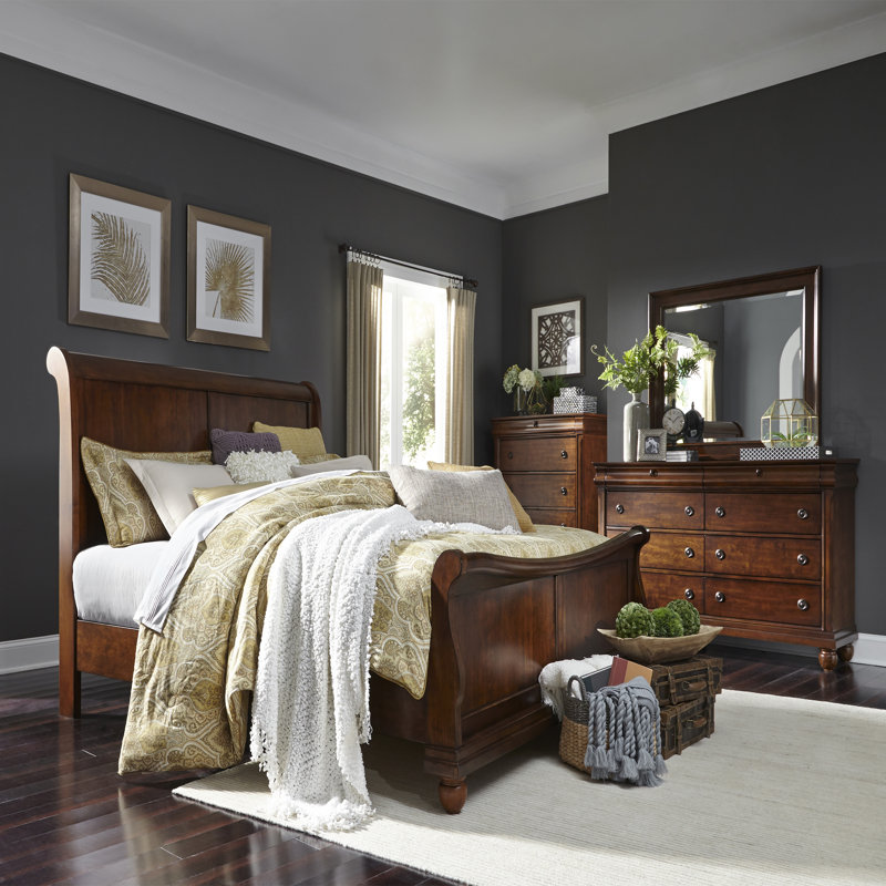 Lenny 64'' W 8 Drawer Dresser, Rustic Cherry