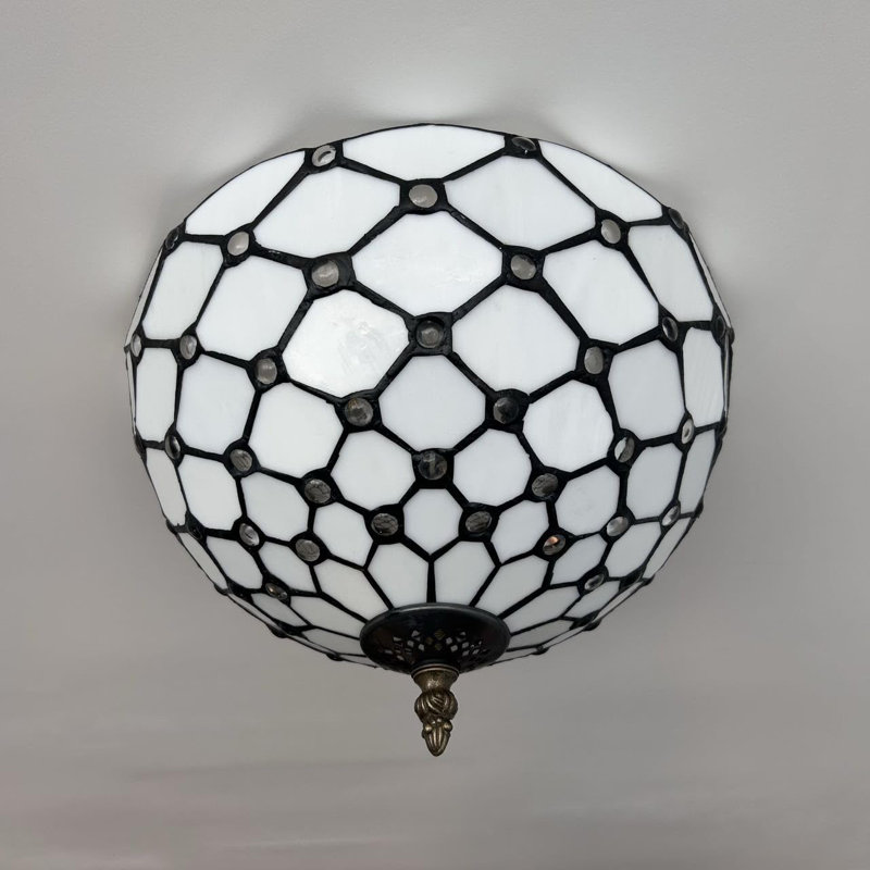 Tiffany Glass Flush Mount, Beige