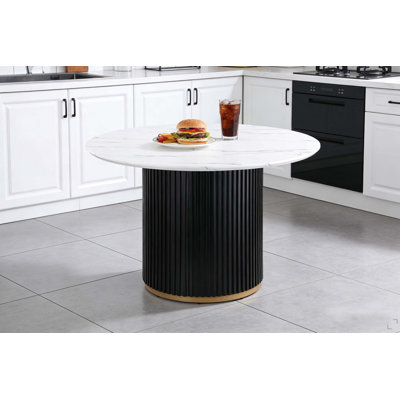Table de salle à manger de 46 pouces en faux marbre, base en métal noir Wave avec décoration dorée - pouvant accueillir 4 personnes pour la cuisine et la salle à manger