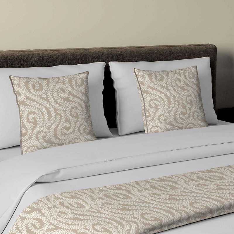Marlow Home Co. Petya Geometric Shapes Bedspread, Pale Beige
