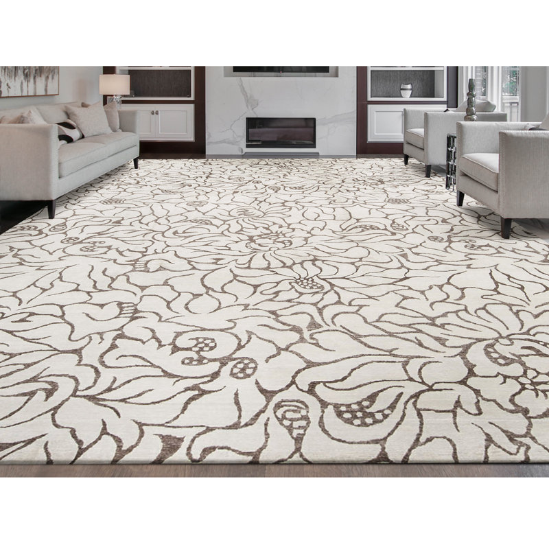 Hand-Knotted High-Quality Ivory Area Rug