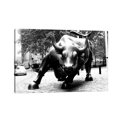 Wall Street Bull Black And White - Print on Canvas