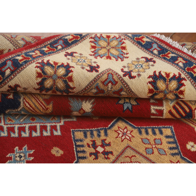 Tapis rouge à motif oriental Kazak