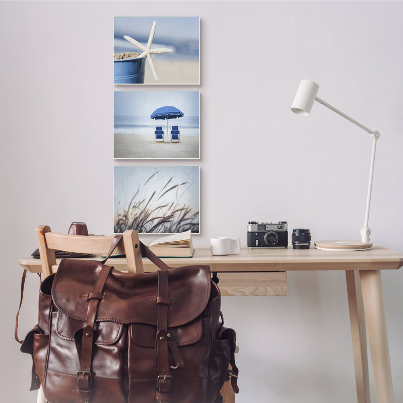 «Misty Morning Starfish Chairs Dunes», reproduction de photo, H 10 po x l 15 po x p 0,5 po, Unframed