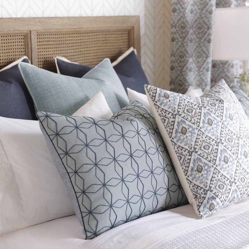 Bodie Modern & Contemporary Percale Geometric Shapes Duvet Cover, Super King Duvet Cover + 4 Shams + 1 Throw Pillows