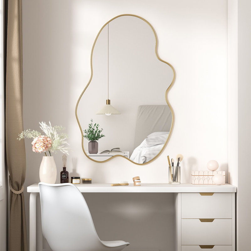 Miroir mural irrégulier à cadre doré - Miroir de décoration asymétrique moderne, 35,4 po x 23,6 po