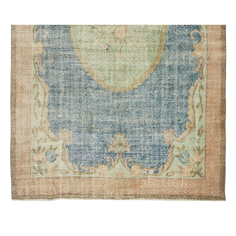 Tapis turc fait à la main avec des couleurs douces
