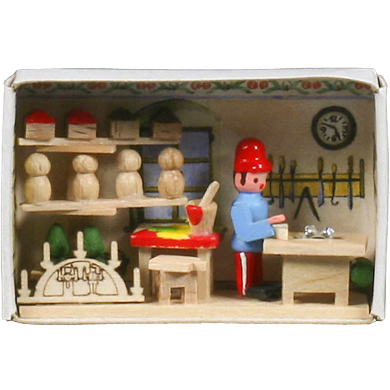Christmas Figurines & Collectibles